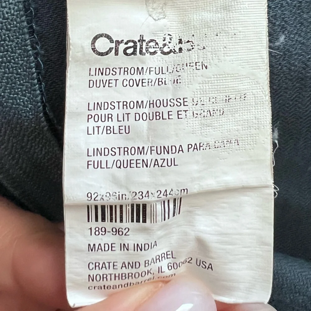 Crate&Barrel Lindstrom Nightfall Navy Blue Duvet Cover and Hemp shams